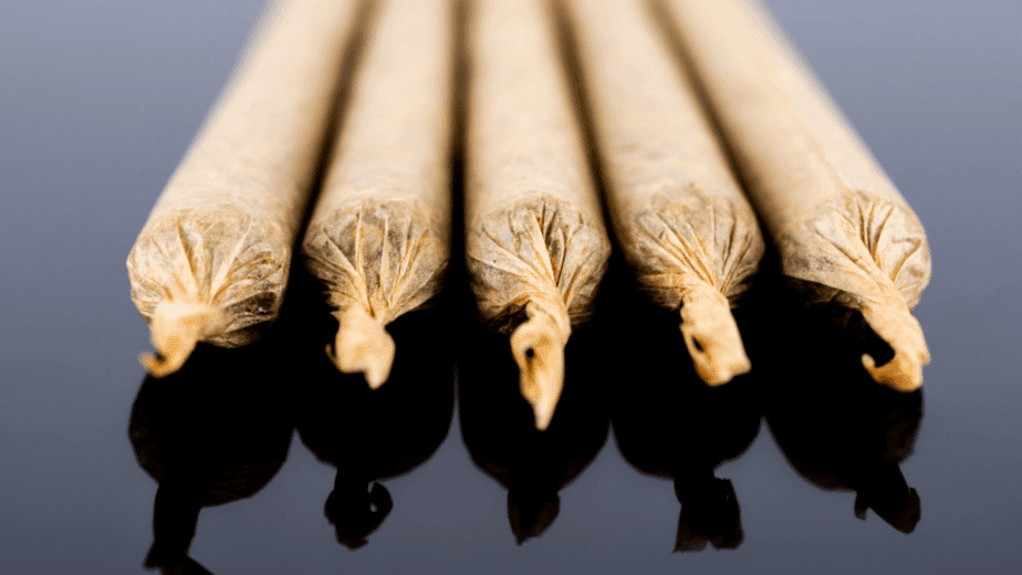 התמכרות לקנאביס: גם לטבק שבעישון יש סכנות להתמכרות